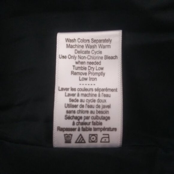 Coldwater Creek women's size MP black hooded puffer vest - Picture 12 of 13